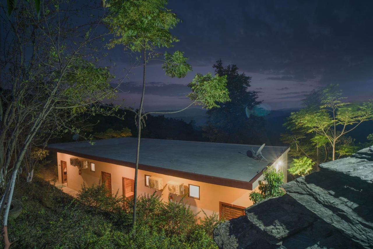 Lahermitage Resort Лансдаун Екстериор снимка