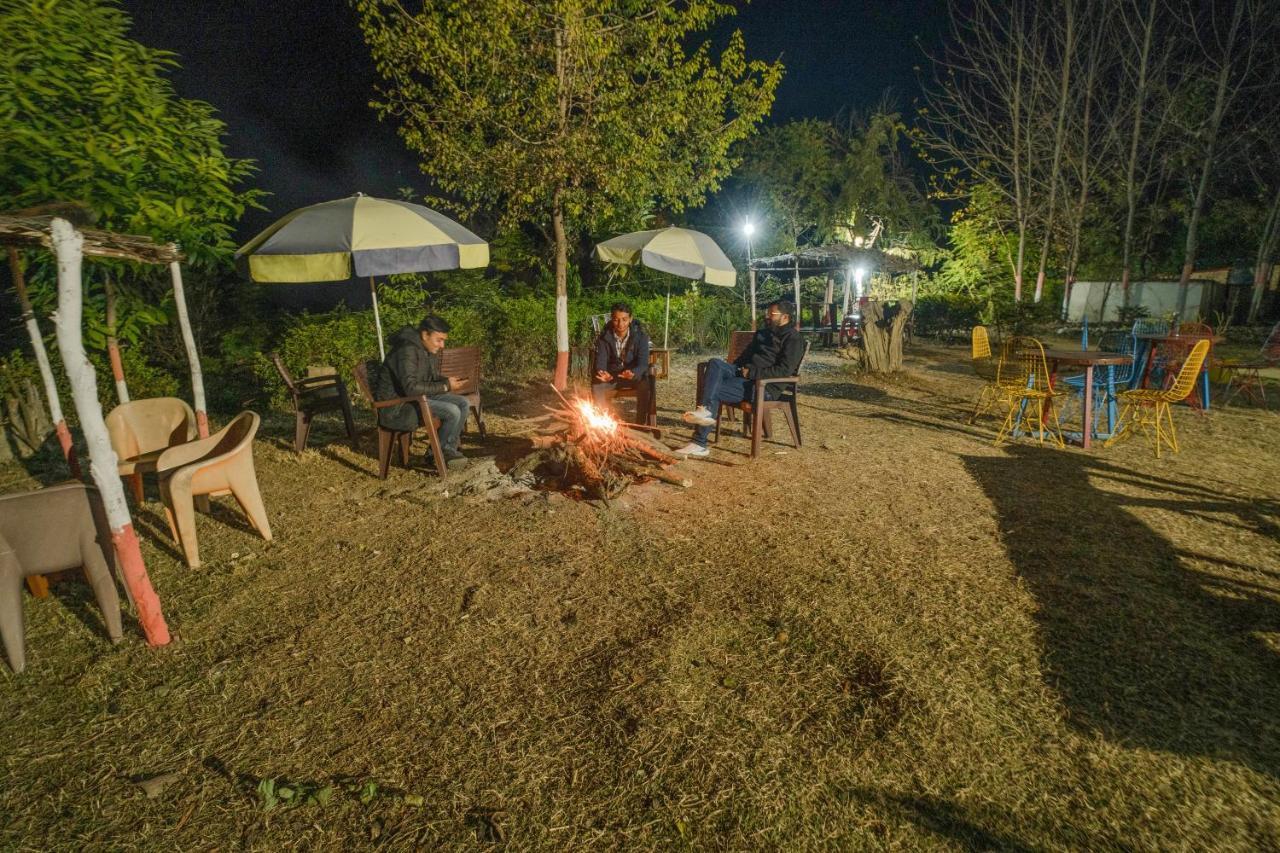 Lahermitage Resort Лансдаун Екстериор снимка